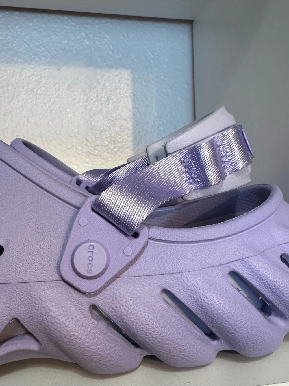 Crocs Echo Clog Lavender Purple Mens Size 12 Chunky Comfort Streetwear Shoes